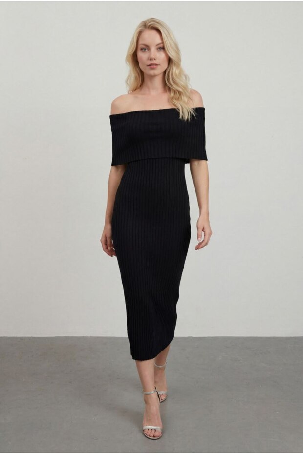 Women's Madonna Collar Ribbed Dress