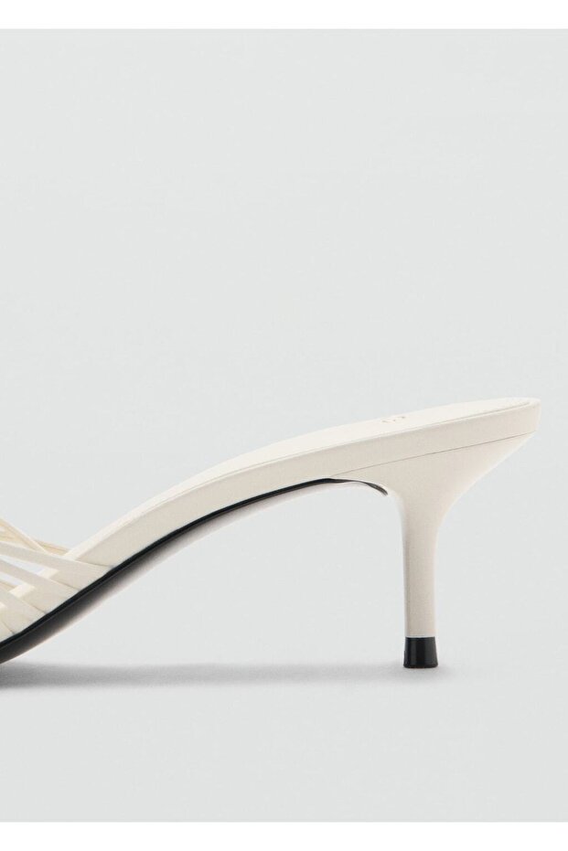 Bantlı topuklu sandalet - 3