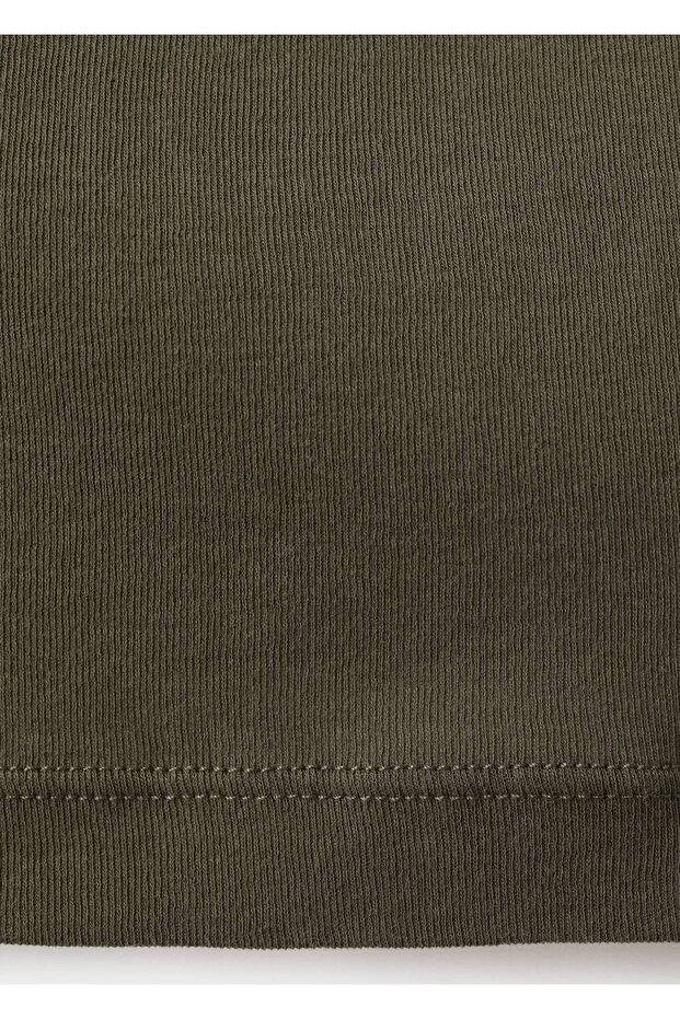 Drapeli yaka dar kesim üst - 6