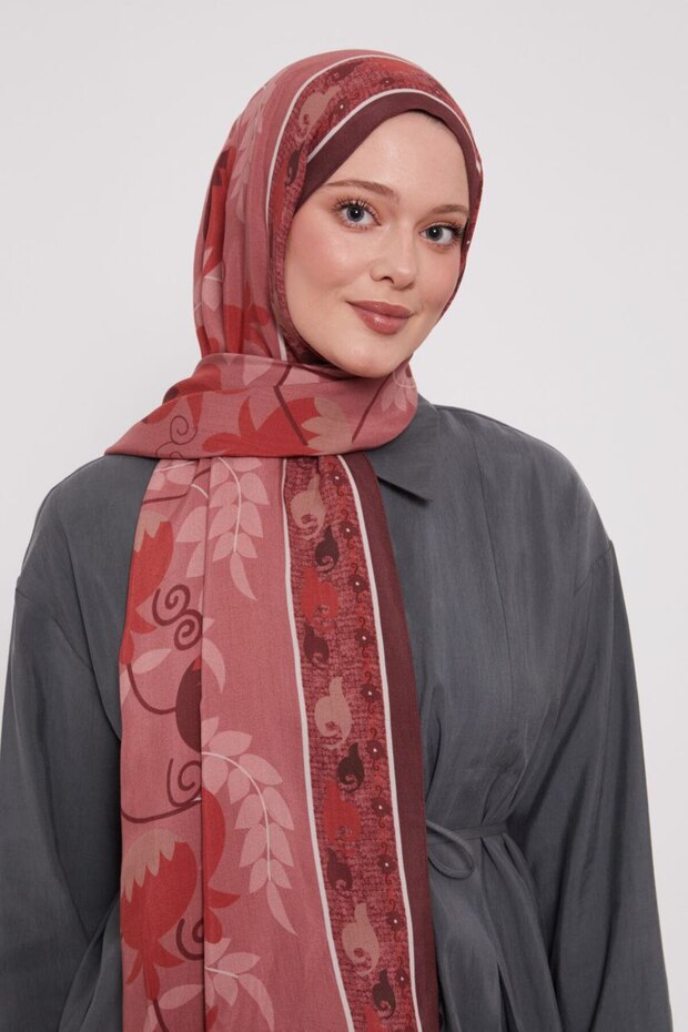 شال ملكي