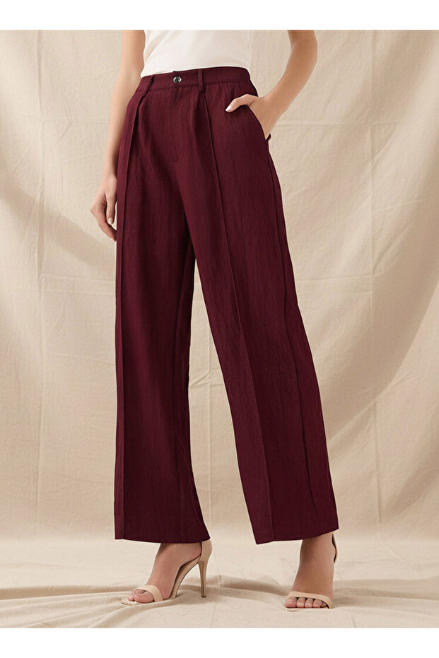 Wide-Leg Pleated Trousers