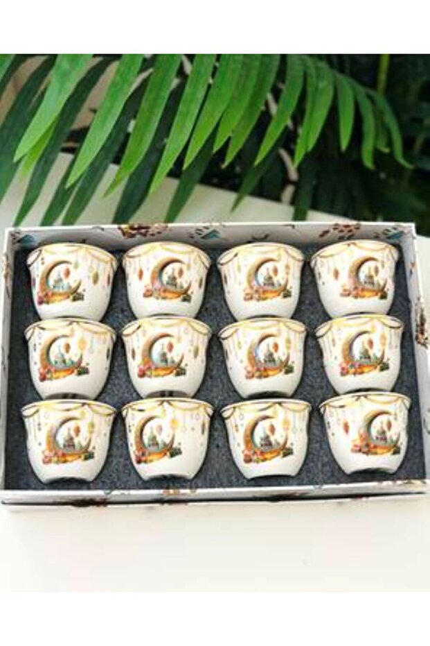 Arabic coffee cup set with a Ramadan pattern - 1