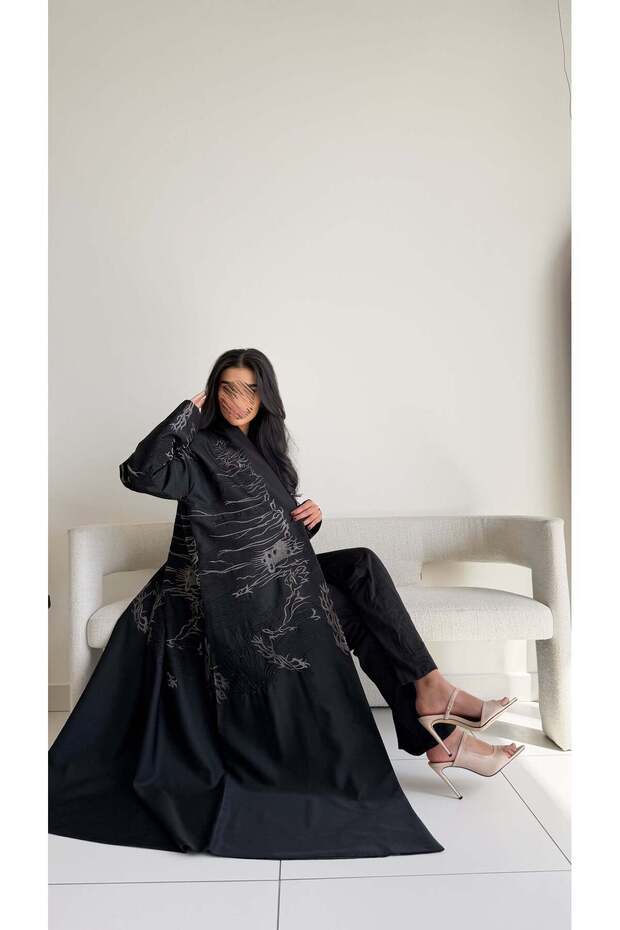 MWT1094 - عبايه اسود بتطريز واضافه لمعه - 6