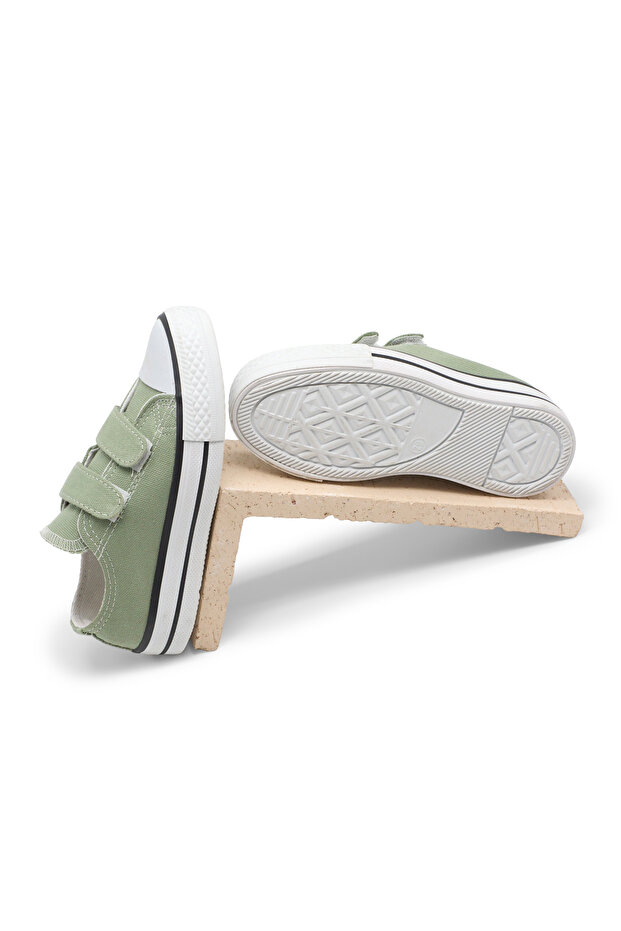 Children's Unisex Light Green White Comfortable Fit Double Strap Shoes