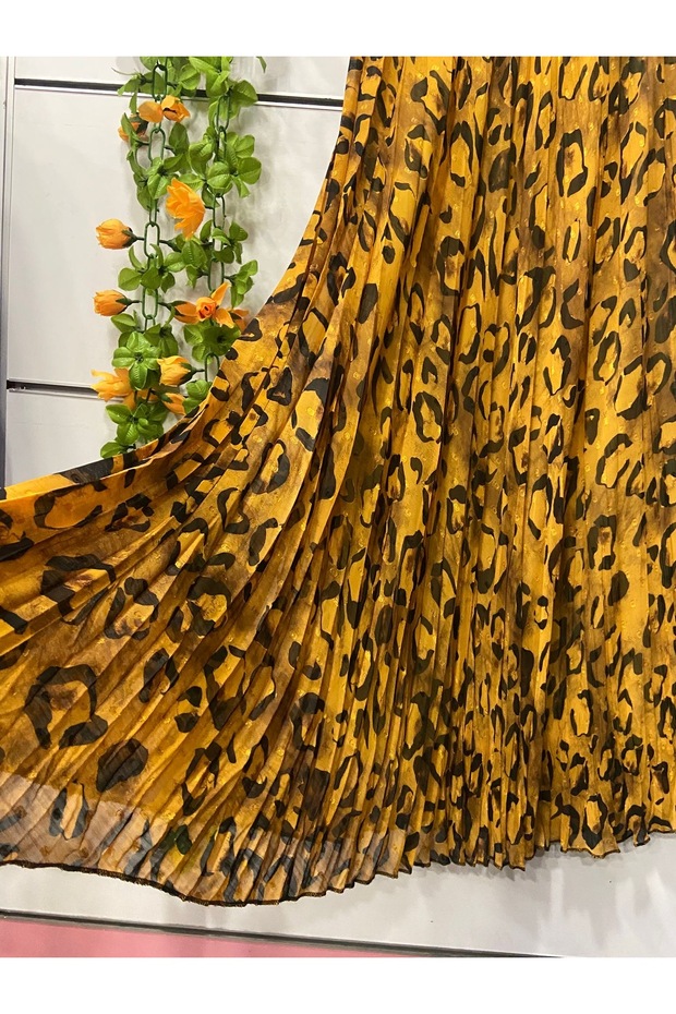 تنورة شيفون منقوشة مع بطانة - 3