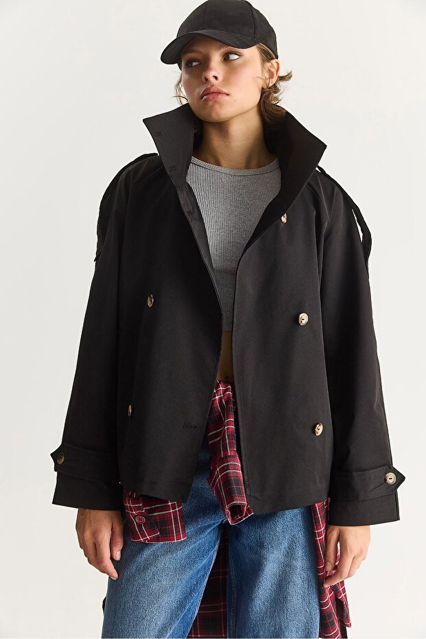 LUCCI Oversize Buttoned Trench Coat - 5