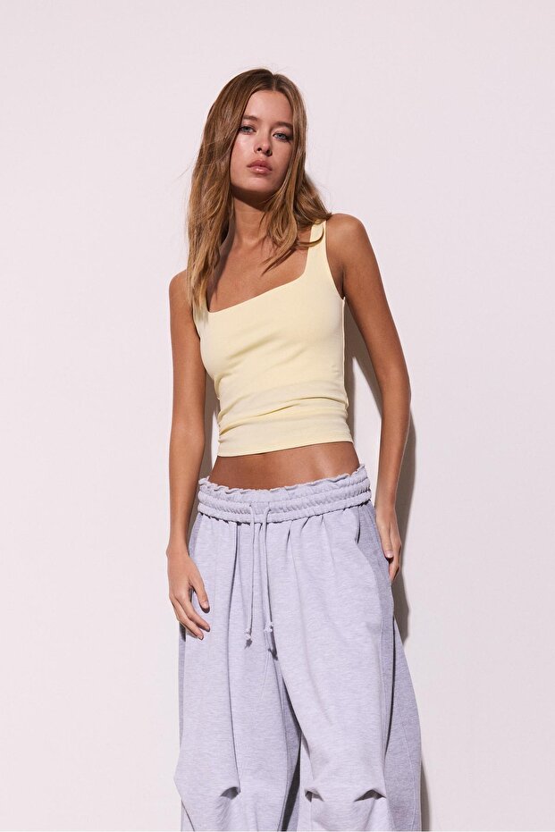 Kalın askılı t-shirt - 3