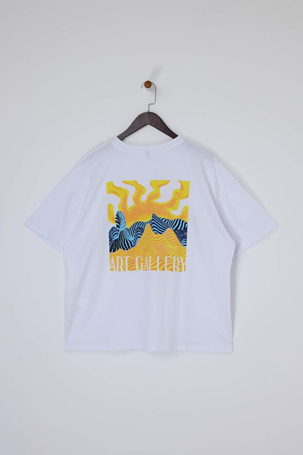Beyaz %100 Pamuk Ön ve Arka Baskılı Oversize Fit Bisiklet Yaka Örme T-Shirt TBBSS26BF00014 - 5