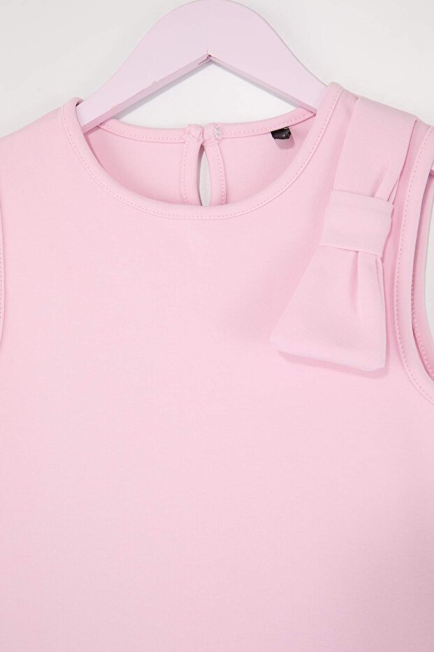 Pembe Fiyonk Detaylı Kız Çocuk 23 Nisan Mini/ Kısa Düz Örme Elbise - 4
