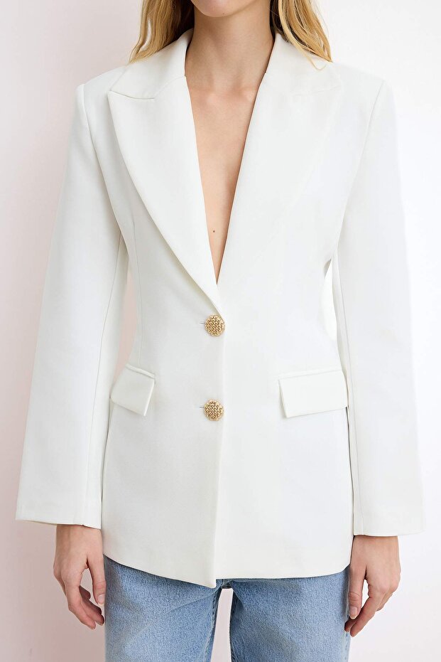 Beyaz Fitted/Vücuda Oturan Aksesuar Düğmeli Yaka Detaylı Astarlı Vatkalı Blazer Ceket TWOSS26BC00028 - 4