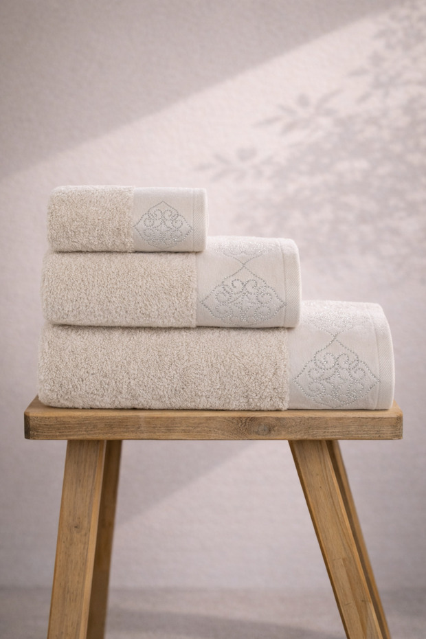 Regal 100% Cotton 3 Piece Boxed Luxury Towel Beige 70 X 140