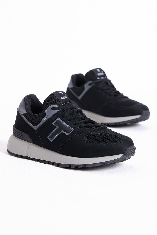 Unisex Black Non-Slip Eva Sole Lace-Up Sports Shoes