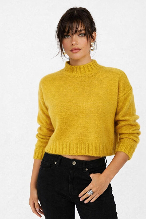 Women's Oil Green Short Knit Sweater Be342