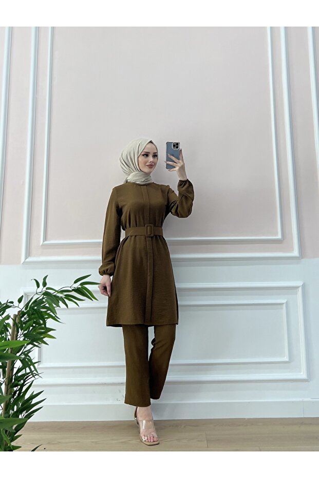 Belted Hijab Double Suit Brown?