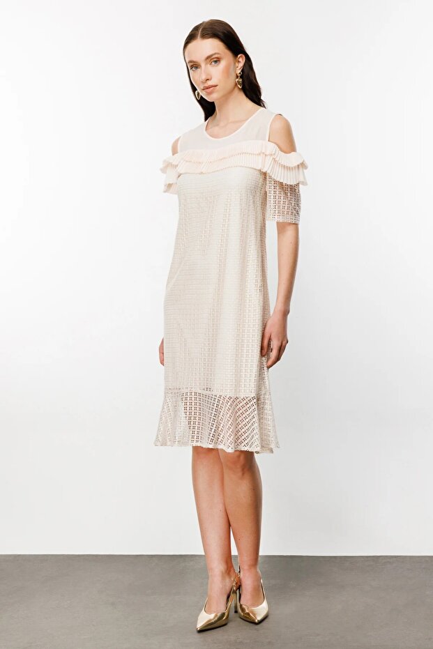 Dantel Omzu Açık Elbise - 3