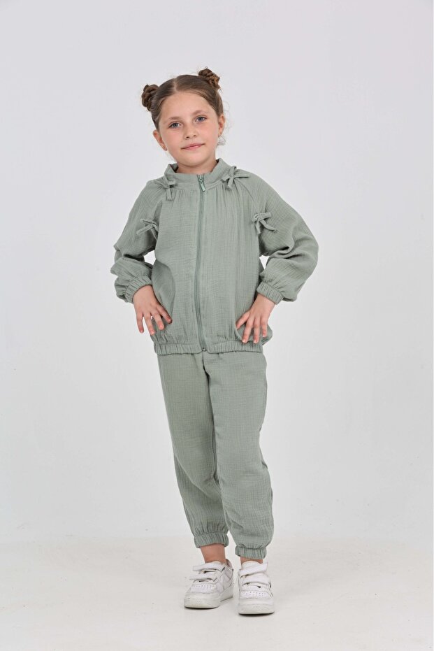 Girl's 2-Piece Set: High-Neck Zippered Raglan Sleeve Sweatshirt & Jogger with Elastic Waistband