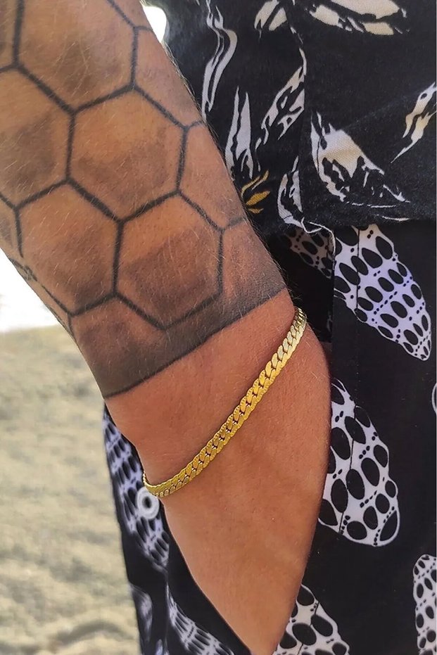 Urban Non-Tarnishing Gold Steel Bracelet Unisex