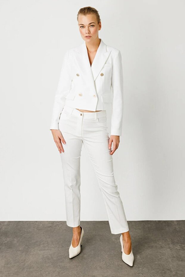 Short Jacket with Cover Pockets - 4