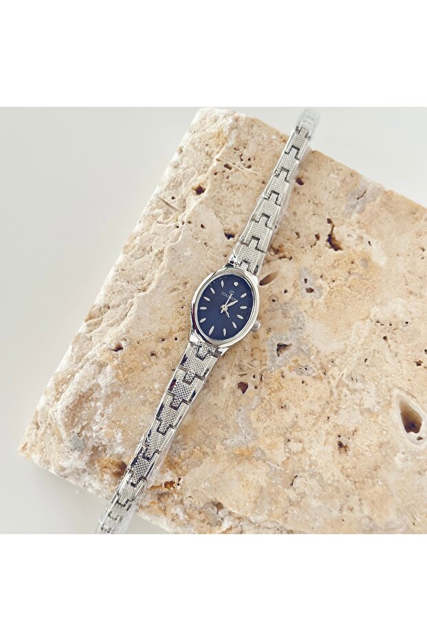 لون فضي أزرق داكن بنمط جلد السمكة - 1