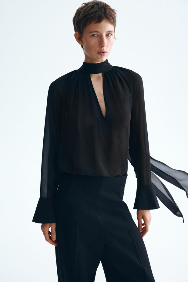 Şal Yakalı Bluz - 4