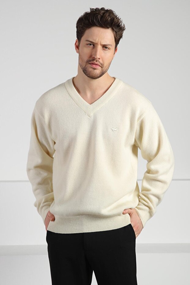 Ecru V-Neck Men's Long Sleeve 100% Lamb Wool Knitwear Sweater