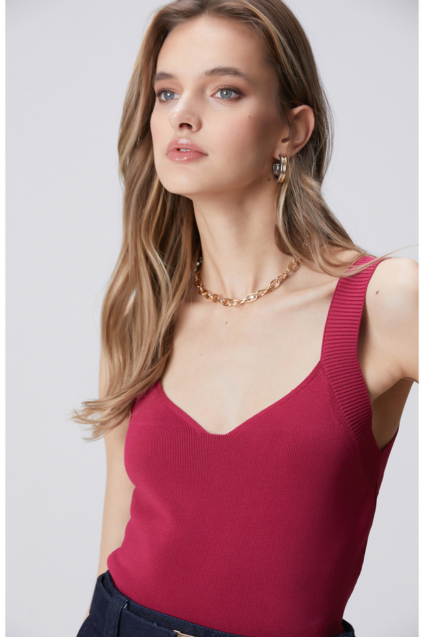 Vişne Örgü Detaylı Triko Atlet - 2