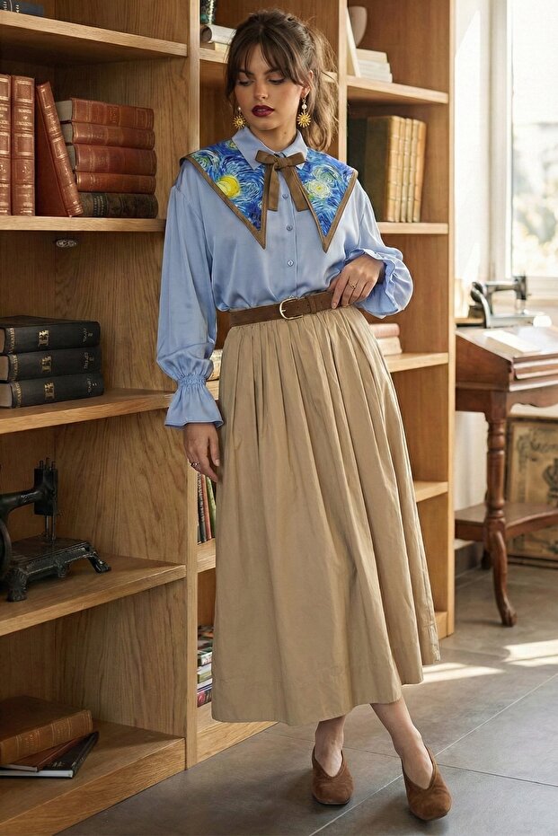 ياقة من الساتان باللون الأزرق الفاتح مع نقوش - 3