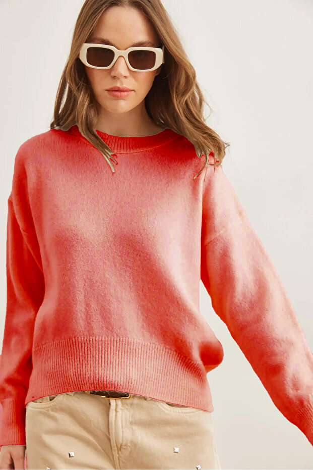 Women's Dusty Rose Six Oval Crew Neck Basic Knitwear Sweater Kzk-19000914