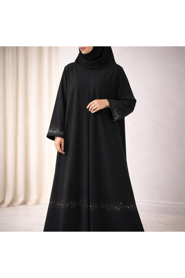 عباية بكرستالات سوداء فخمة