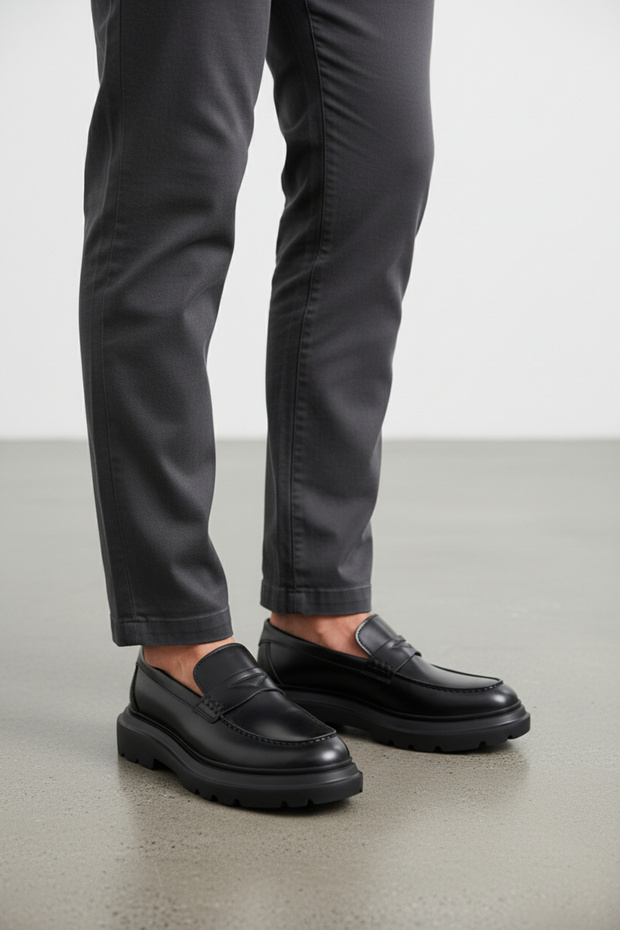 Men's Black Thick Sole Comfortable Casual Leather Shoes