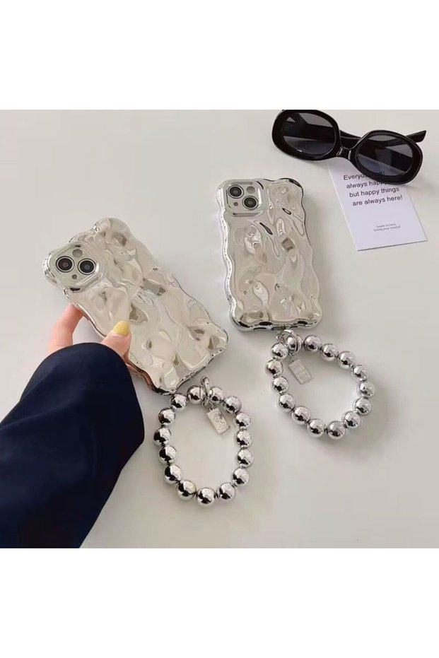 iPhone 15 Silver Color Shiny Case with Wavy Bracelet