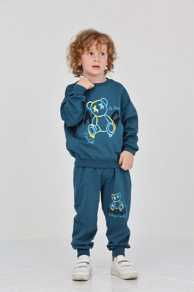 Boy's 2-Piece Set: Printed Crew Neck Sweatshirt & Jogger with Elastic Waistband and Pockets