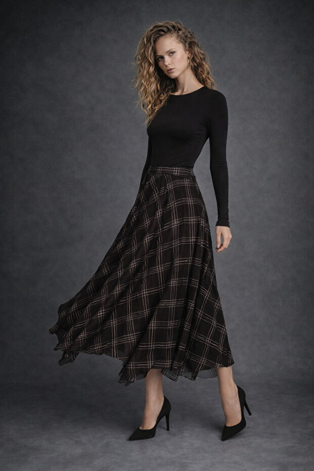 Comfortable cut patterned pleated skirt - 2