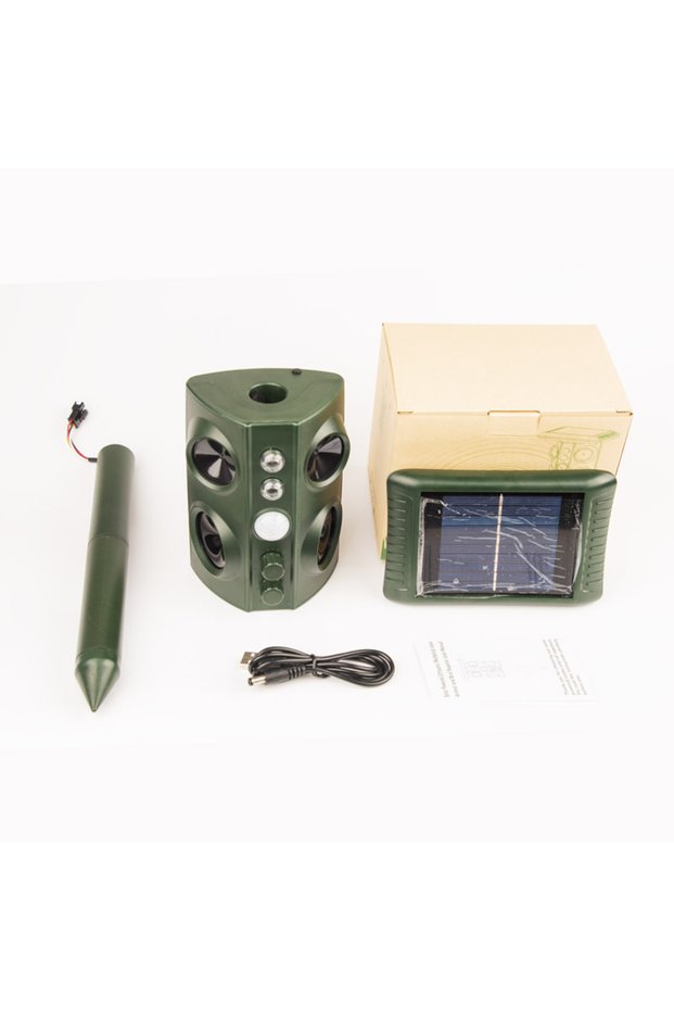 SJZ-669 Ultrasonic Animal Repeller Outdoor Waterproof IP44 LED Alarm to Repel Squirrels Boar Weasels