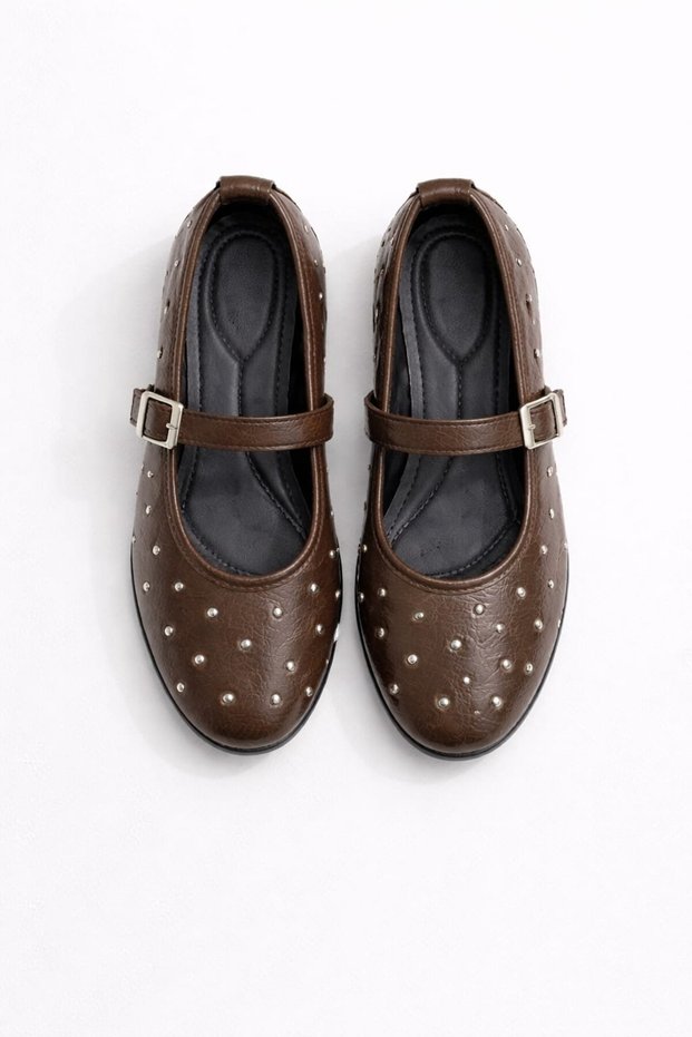 Stylish Daily Ballerina Shoes with Straps and Stone Detail in Patent Leather