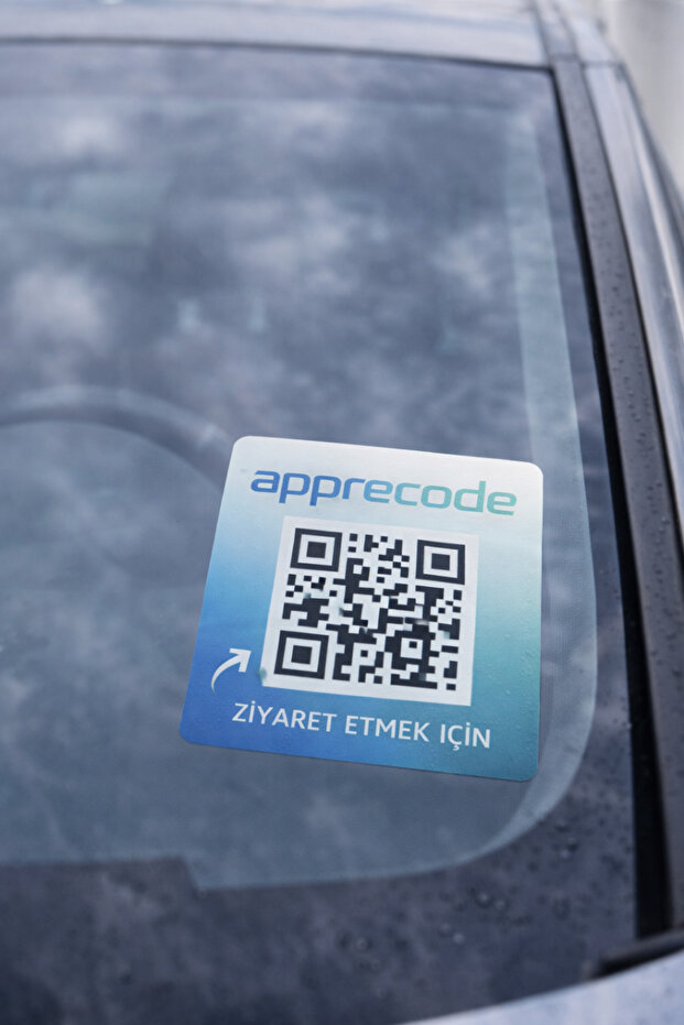 Araç QR Sticker - 1