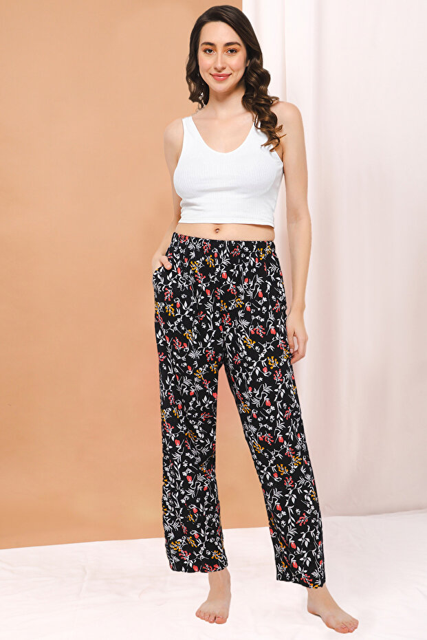 Pretty Florals Pyjama in Black - Rayon