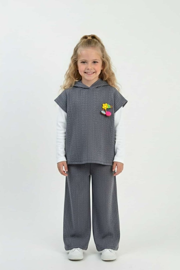 Girls' Three-Piece Hooded Knitted Vest Blouse and Pants Set (Ages 7-10)