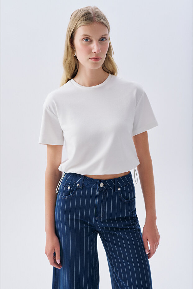 Women's Off-White Crew Neck T-Shirt