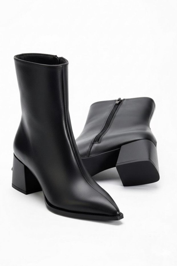 Women's Black Zippered Heeled Boots