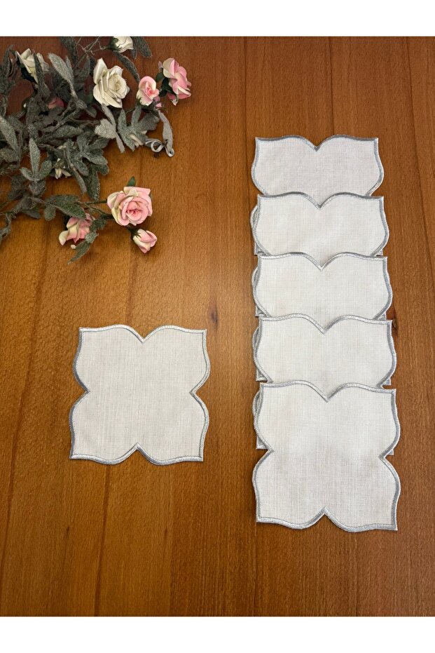6 Pieces Gardenia Linen Silver Color Lotus Patterned Cocktail Presentation Napkins