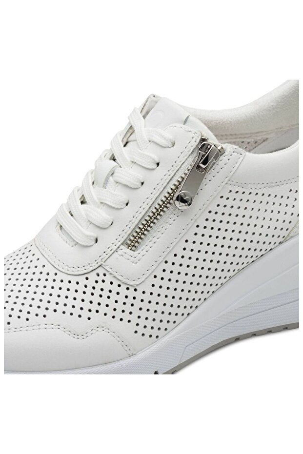 Sneaker - 4