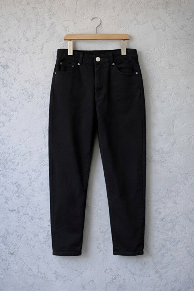 Men's Regular Waist Ankle Length Short Leg Boyfriend Jeans