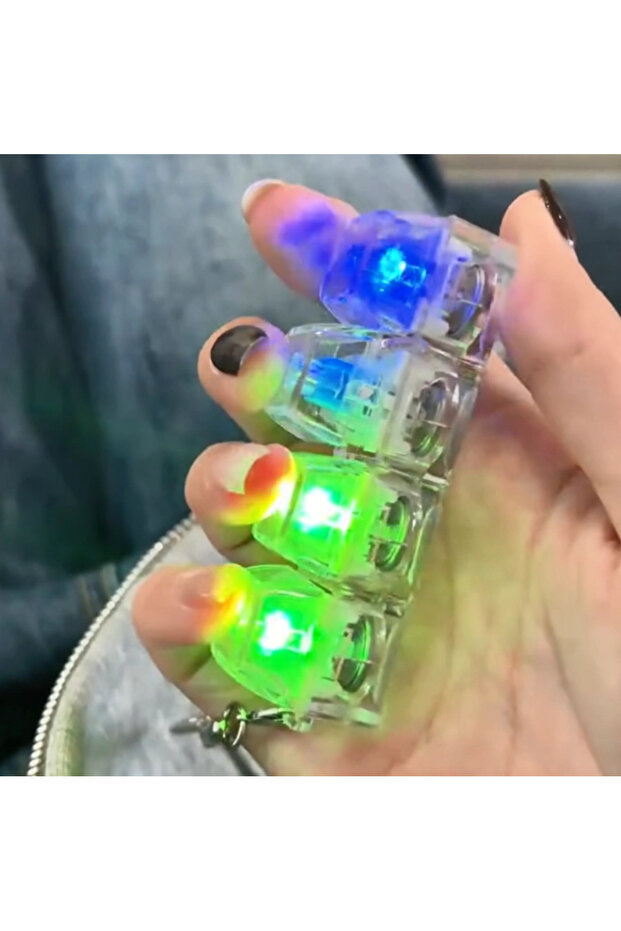 سلسلة مفاتيح على شكل لوحة مفاتيح - 4