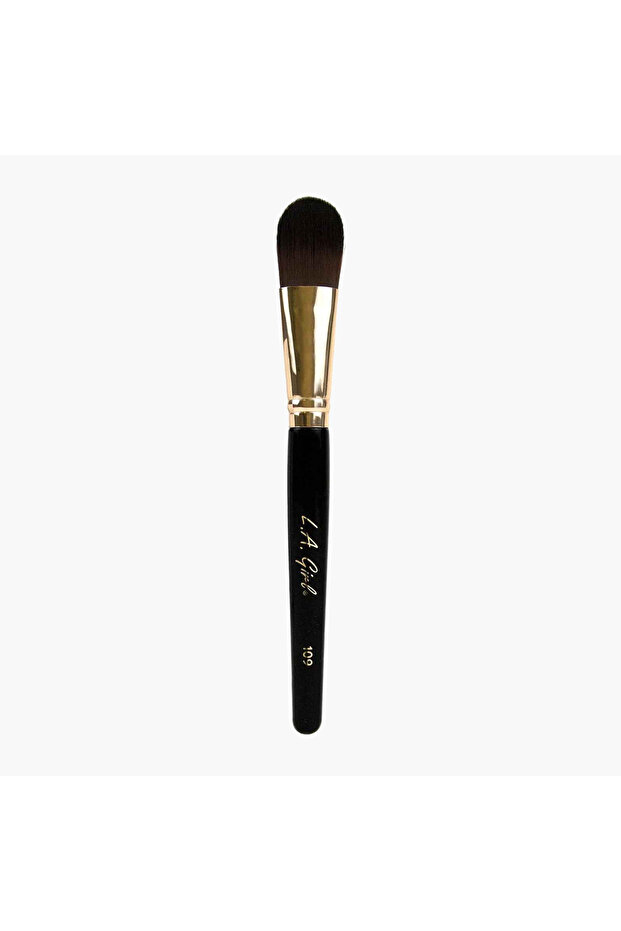 L.A. Girl Pro Brushes Flat Foundation Brush
