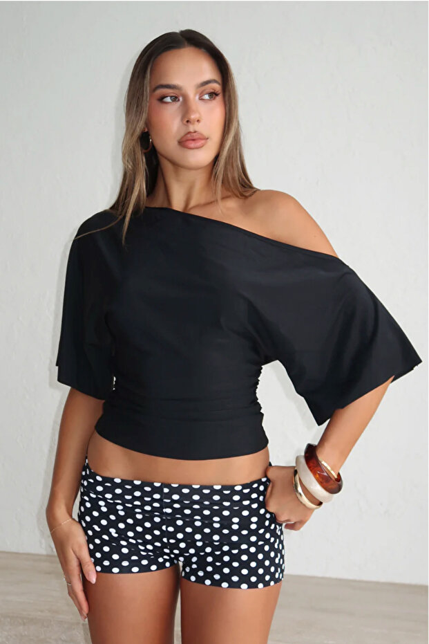 Asymmetric Collar Body Fitting Short Sleeve Stretchy Women's Black Blouse
