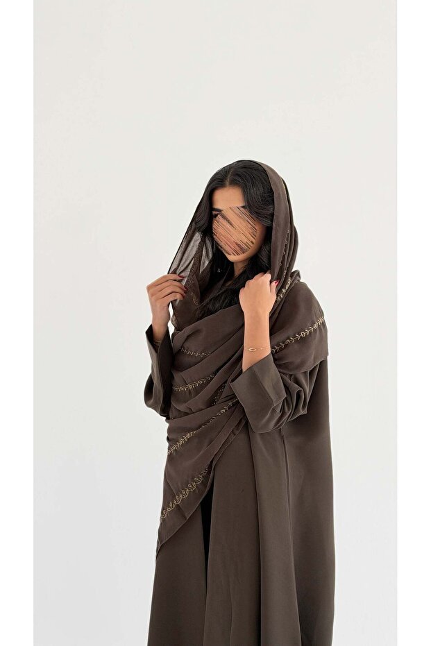 MWT1021 -عباية مع طرحة تطريز