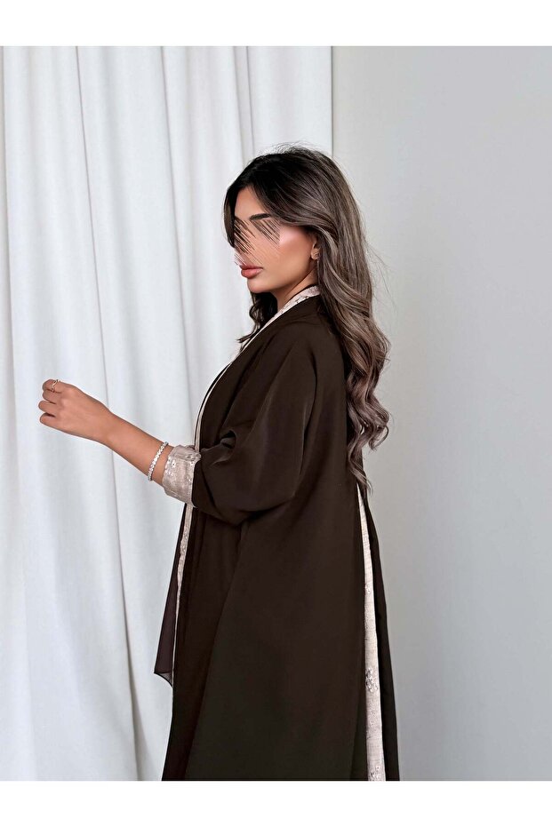 MWT778 - عباية كريب مع تدخيلة لنن - 4