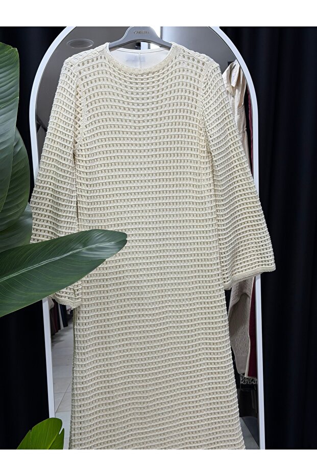 Triko delikli elbise - 3