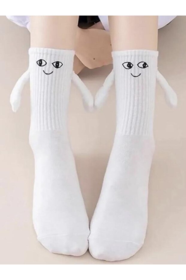 El ele tutuşan çorap - 1